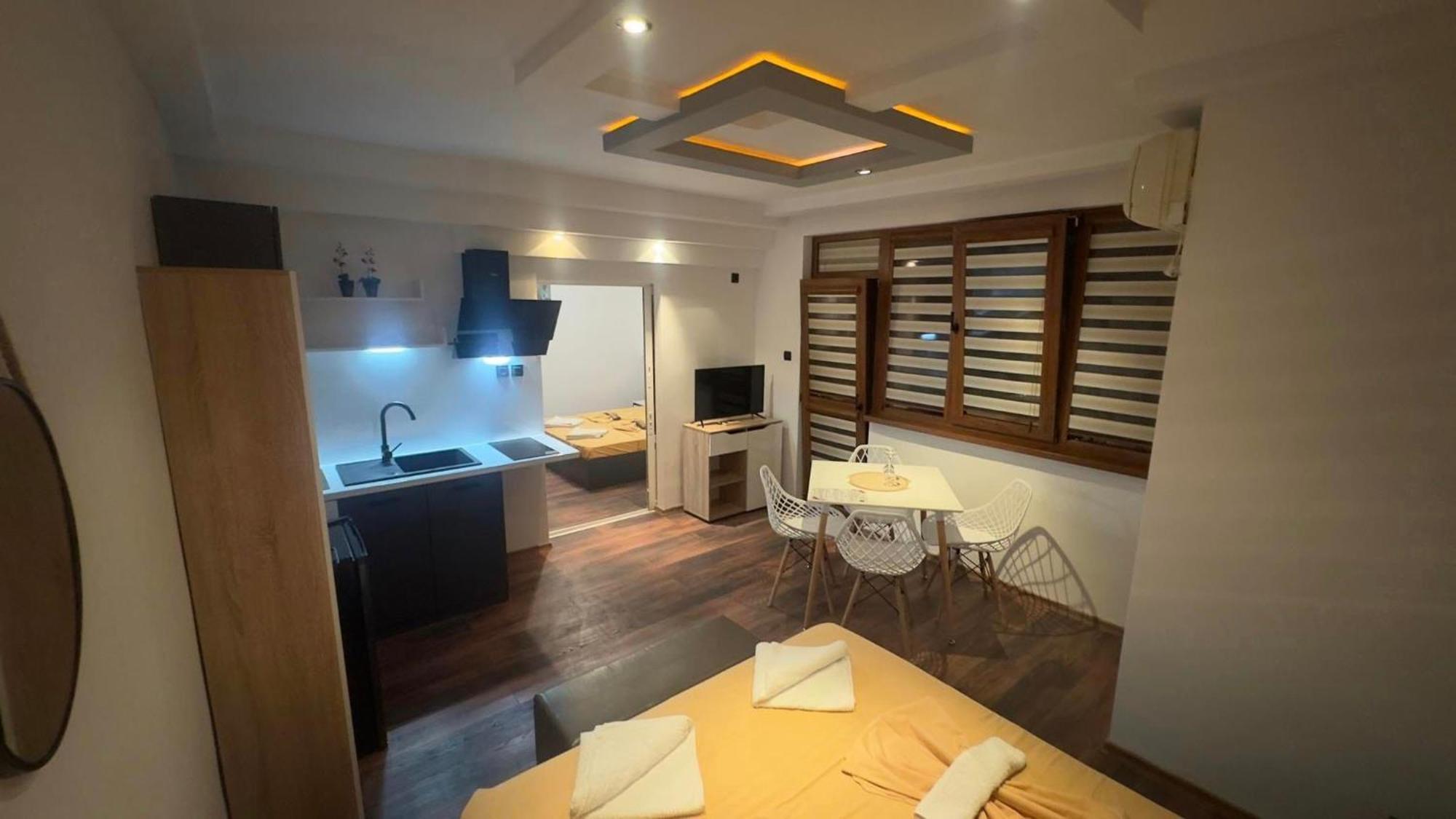 M&D Hotel Несебър Екстериор снимка