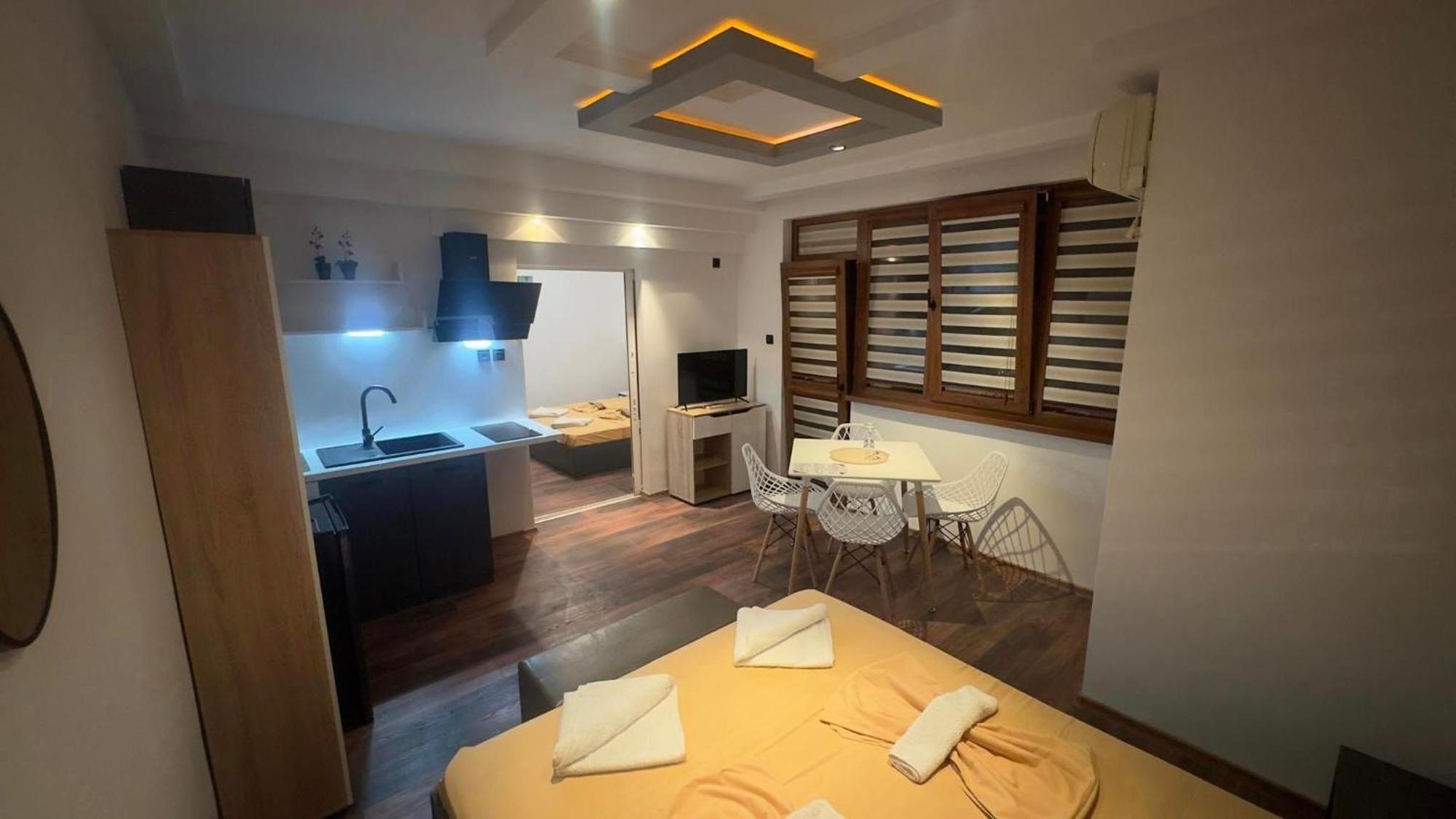 M&D Hotel Несебър Екстериор снимка